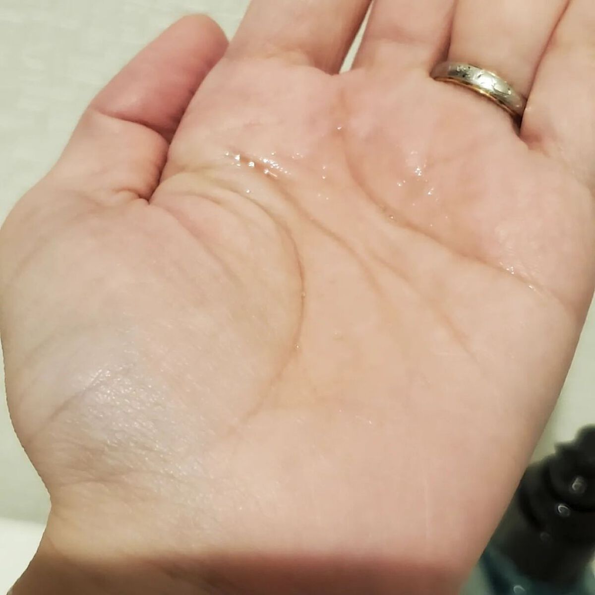 フォルムコントロール ヘアオイル Ｗ/スティーブンノル ニューヨーク/ヘアオイルを使ったクチコミ（3枚目）