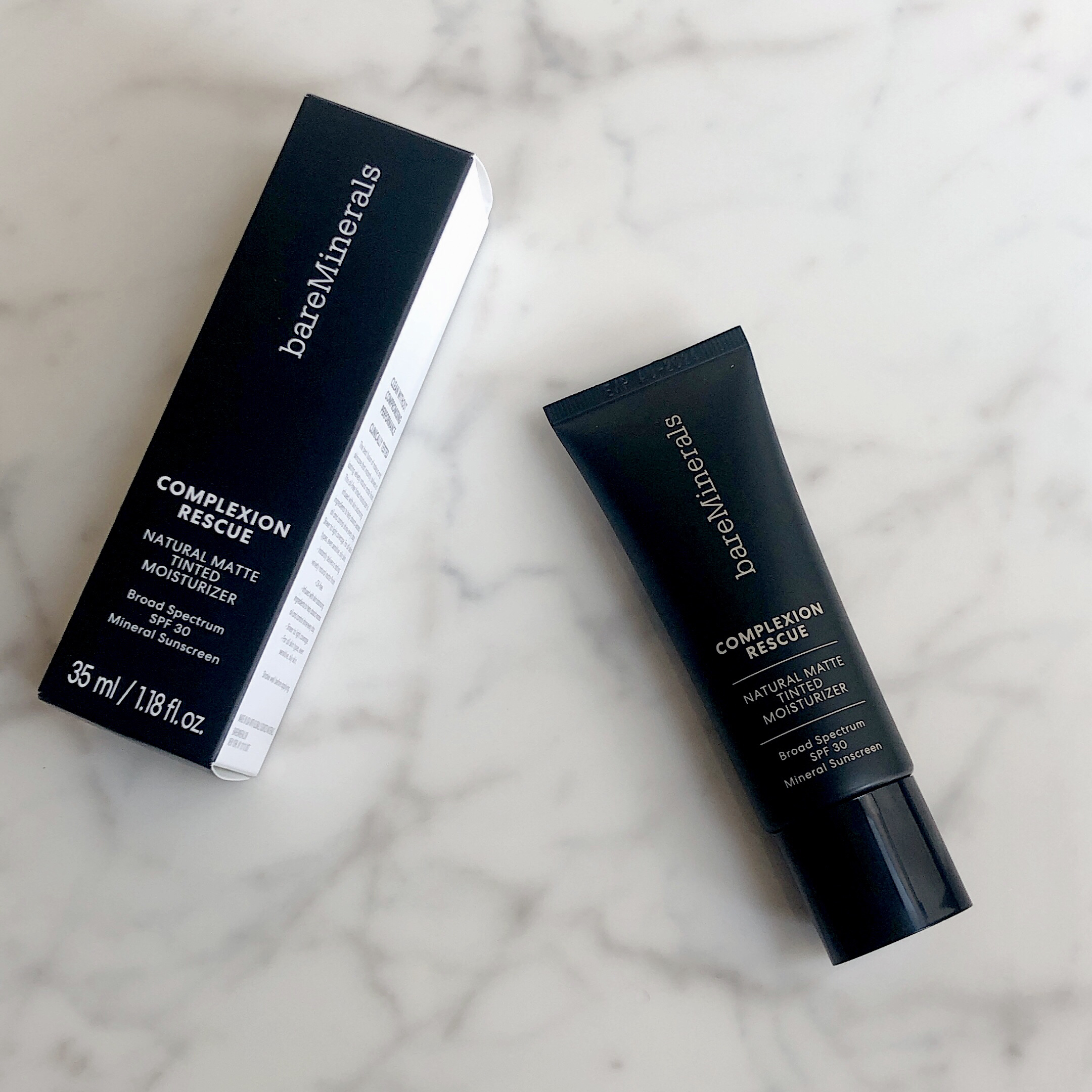 CR ナチュラル マット モイスチャライザー カシュ― 3.5/bareMinerals/クリーム・エマルジョンファンデーションを使ったクチコミ（1枚目）