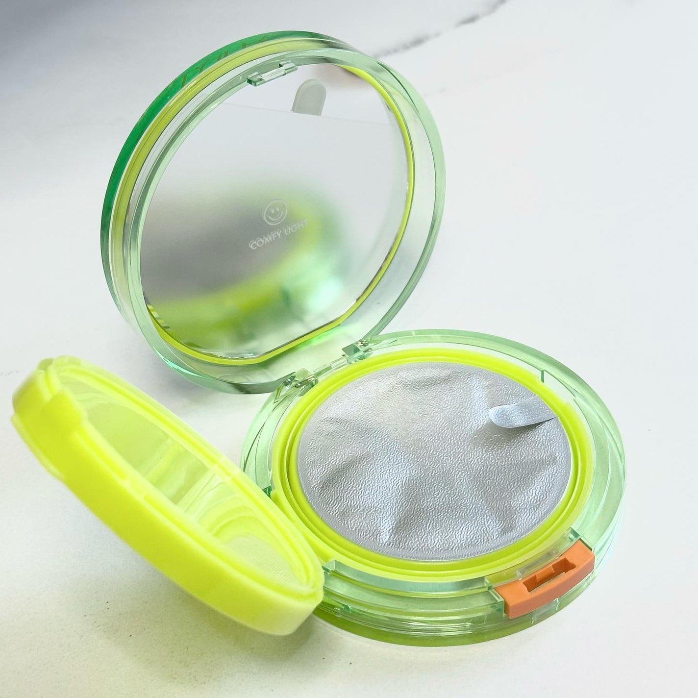 コンフィーライトクッション/LUNA/クッションファンデーションを使ったクチコミ(4枚目)