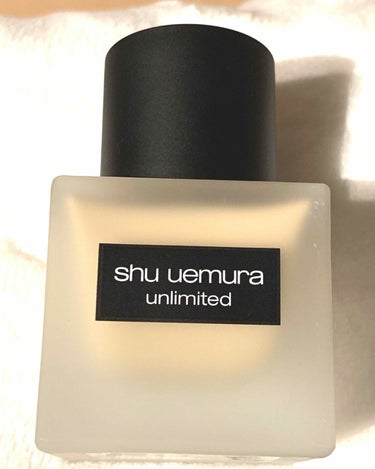 shu uemuraの新作ファンデ＊
unlimited664番

SPF24 PA+++です。

軽いつけ心地でワンプッシュすれば全顔濡れます。みずみずしいテクスチャーで、
薄づきでナチュナルな感じで