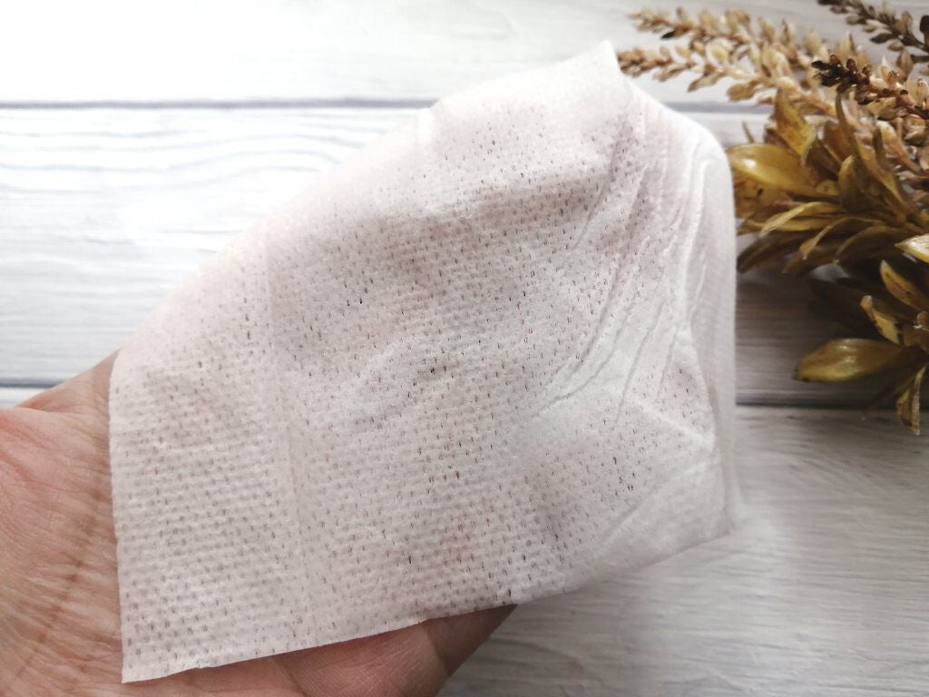 ビオレ メイク持続シート さらマット肌/ビオレ/フェイスシートを使ったクチコミ(3枚目)