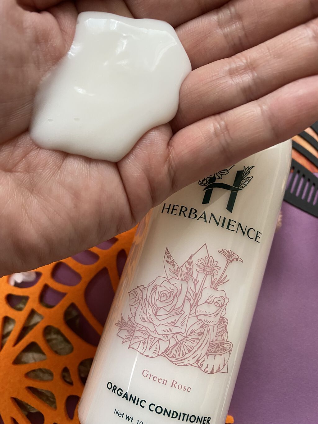 ハーバニエンス シャンプー・コンディショナー（グリーンローズ）/HERBANIENCE/市販シャンプーを使ったクチコミ（3枚目）