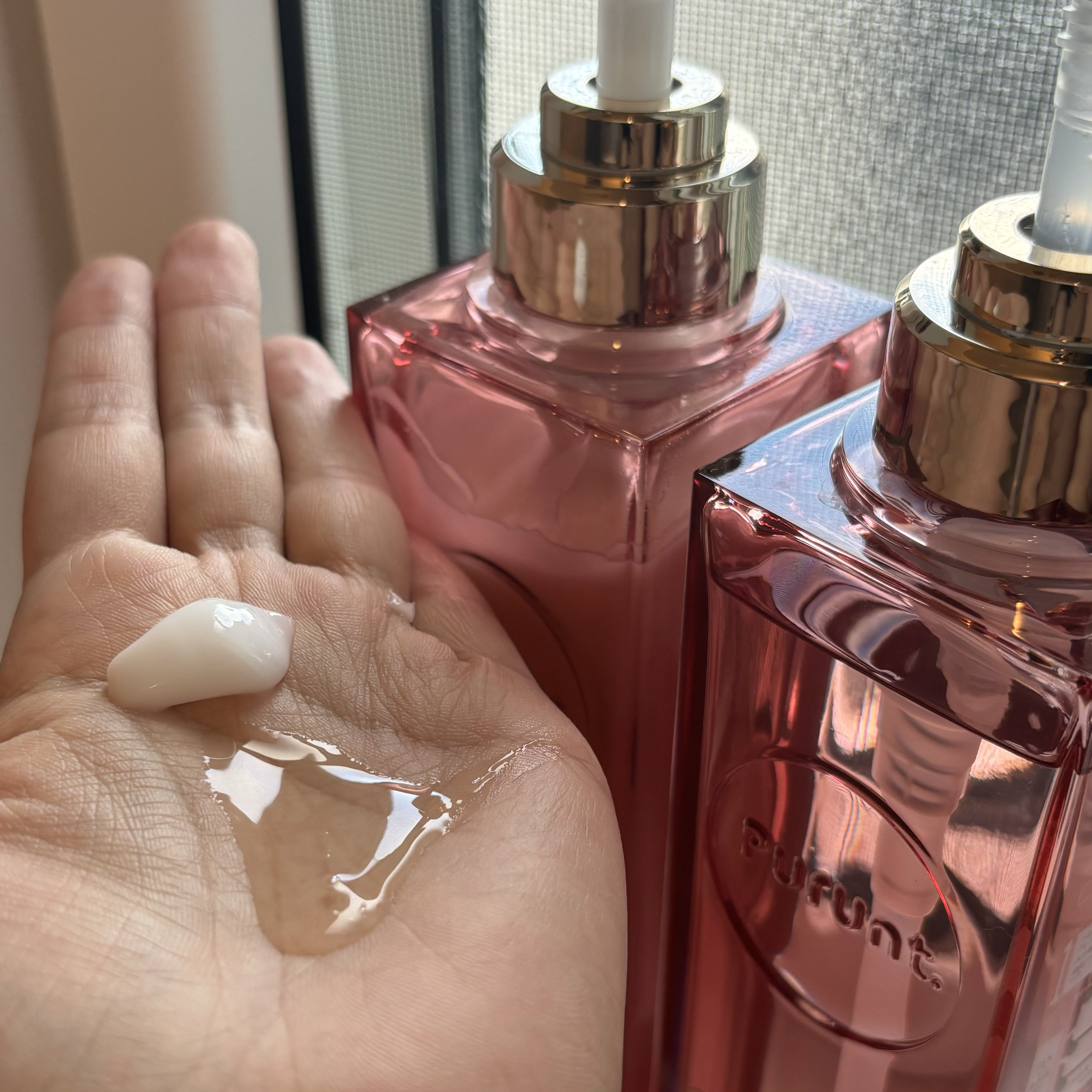 プルント　リライト美容液ヘアミルク　レッドワイン/Purunt./ヘアミルクを使ったクチコミ（2枚目）