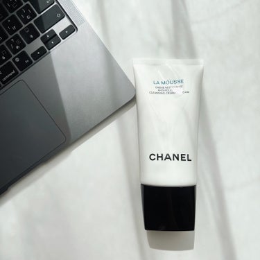 CHANEL ムース ネトワイヤントのクチコミ「【シャネル　洗顔】
⁡
シャネルビューティーの中で一番リピートしている製品⤵︎
⁡
―――――.....」（1枚目）