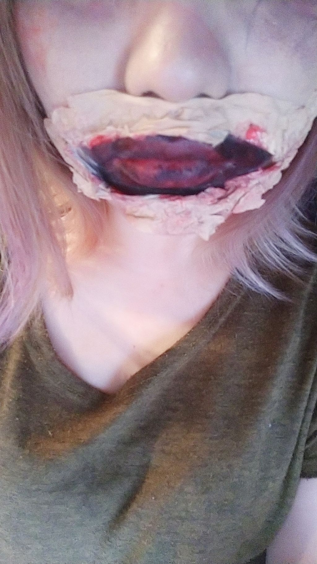 みん on LIPS 「#ほぼダイソーでハロウィンメイク🎃#3枚目と4枚目一応観覧注意..」(3枚目)