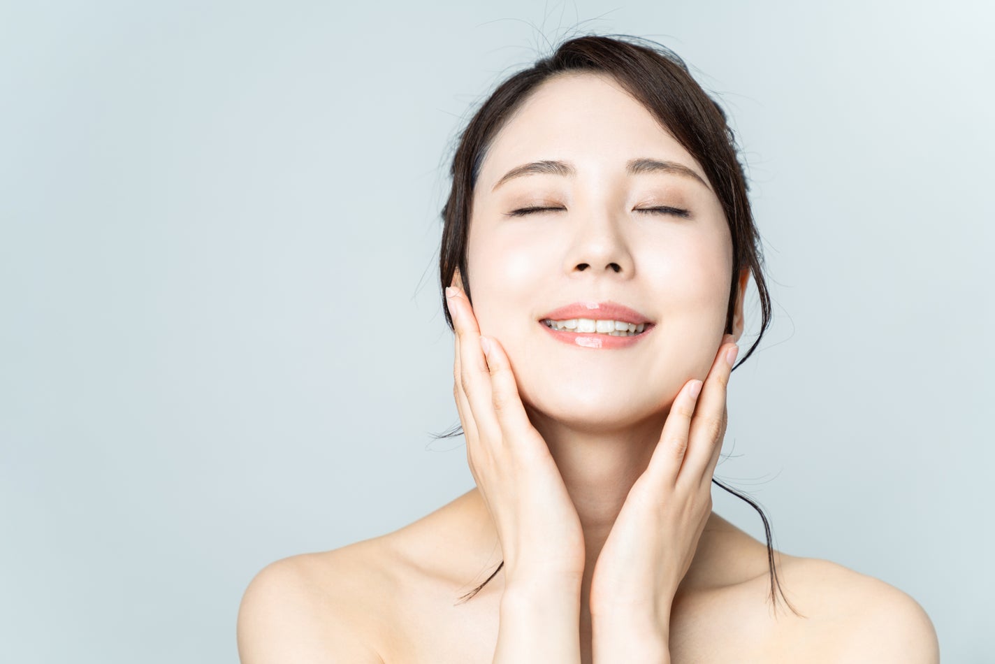 マッサージオイルの正しい使い方を部位別に詳しく解説!注意点やおすすめも6選も紹介の画像