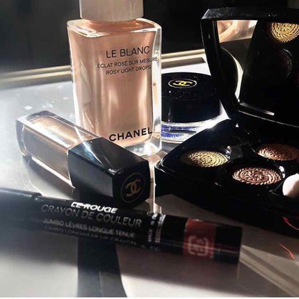 CHANEL グロス ルミエールのクチコミ「先日大興奮しながら伝えた
ハッピーオーラ満載ロージーなハイライトと
共に実は手に入れていた.....」(1枚目)