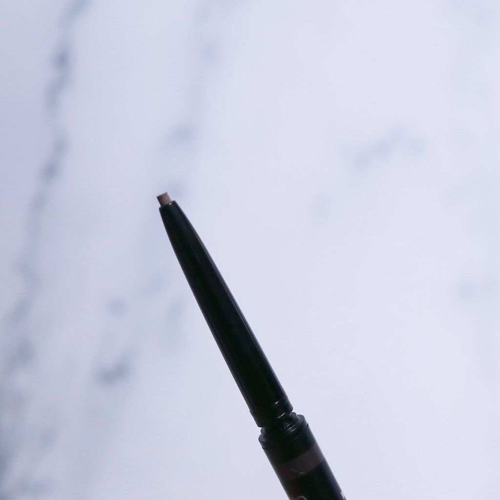 スキニーメス ブロウペンシル #02 ミディアムブラウン/lilybyred/アイブロウペンシルを使ったクチコミ（3枚目）