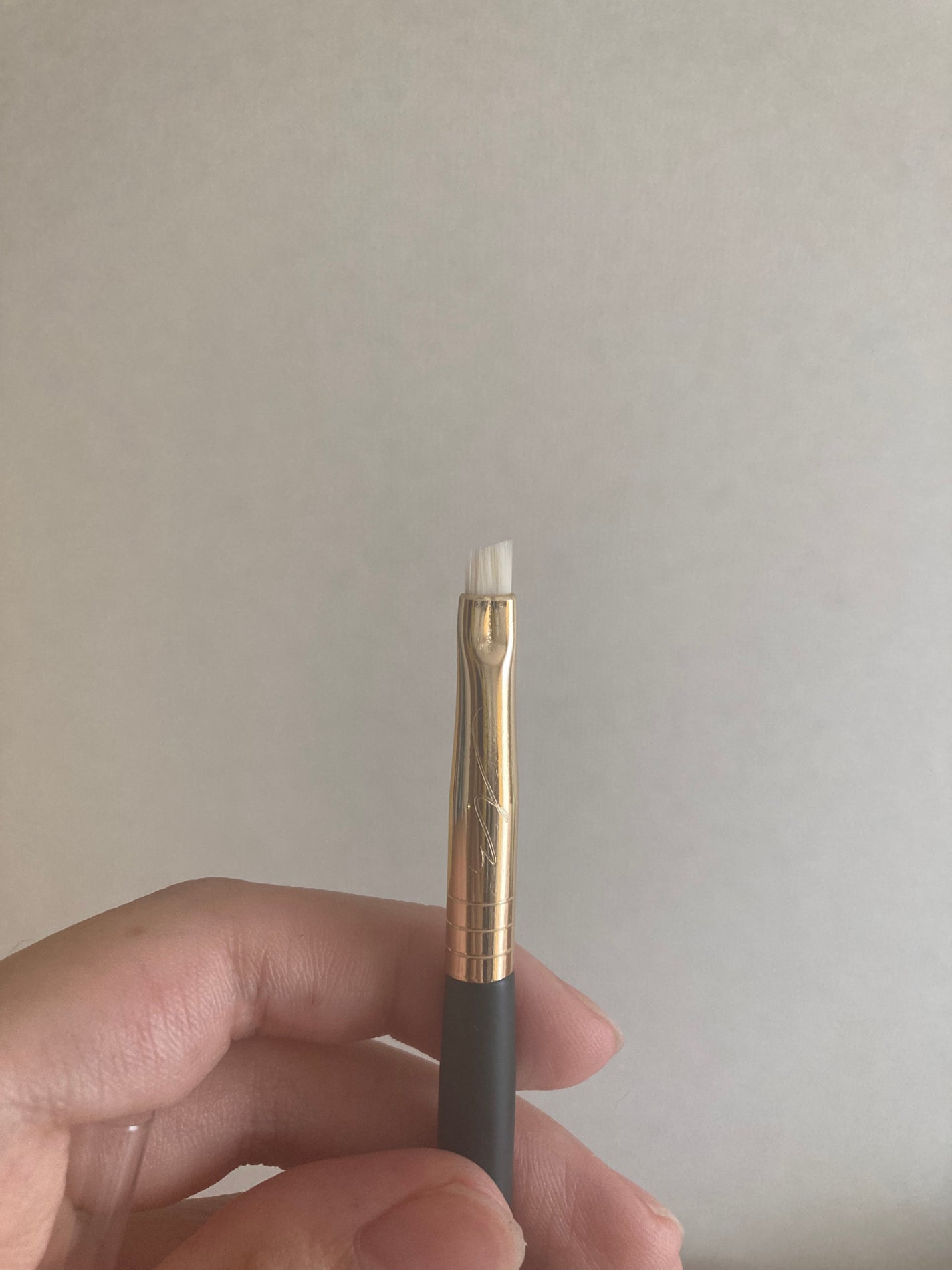 okhee Edge Eye Brush(NUN05)/SOOA DOR/メイクブラシを使ったクチコミ(2枚目)