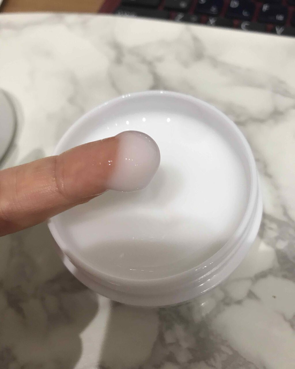 とろんと濃ジェル 薬用美白 N/なめらか本舗/オールインワン化粧品を使ったクチコミ(2枚目)