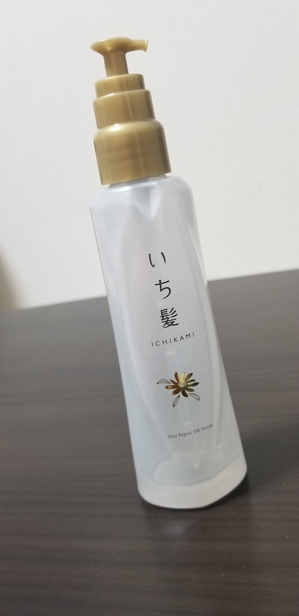 和草ダメージリペアオイルセラム(月夜に輝く月下美人の香り)/いち髪/ヘアオイルを使ったクチコミ(2枚目)