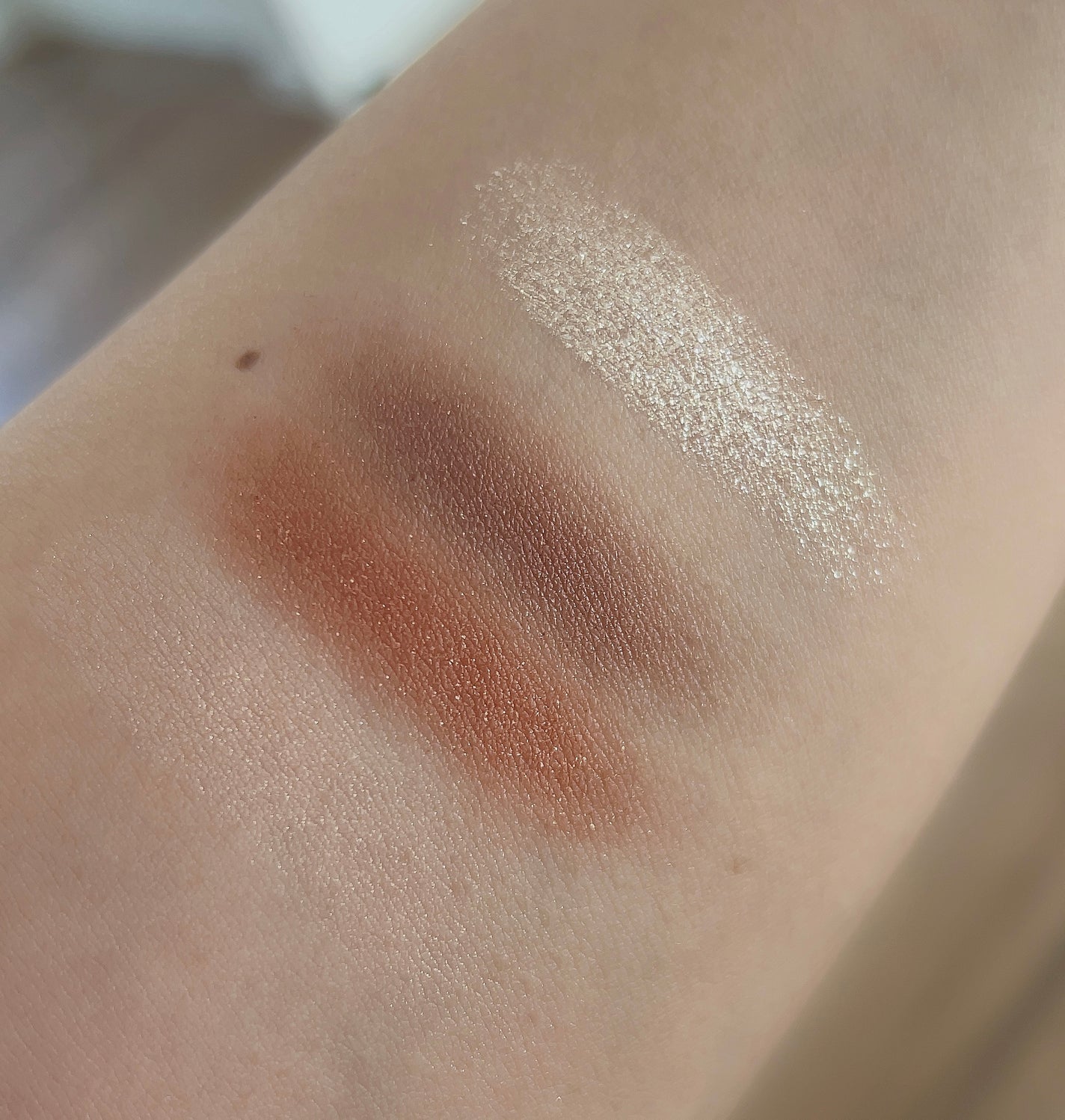 トーンアップアイシャドウ/CEZANNE/アイシャドウパレットを使ったクチコミ(3枚目)