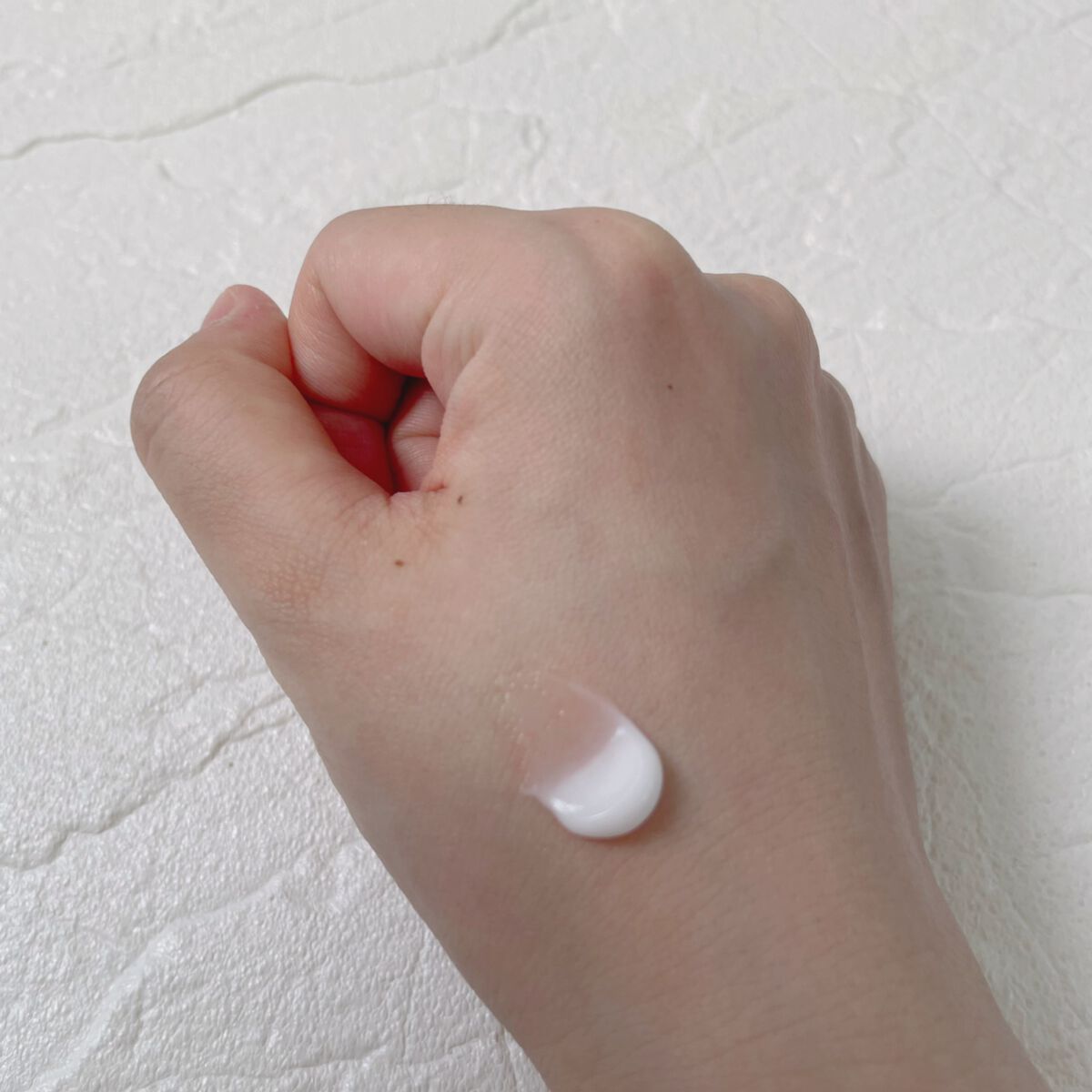 ファイブハーブス リペアリングヘアミルクセラム/L'OCCITANE/ヘアミルクを使ったクチコミ(2枚目)