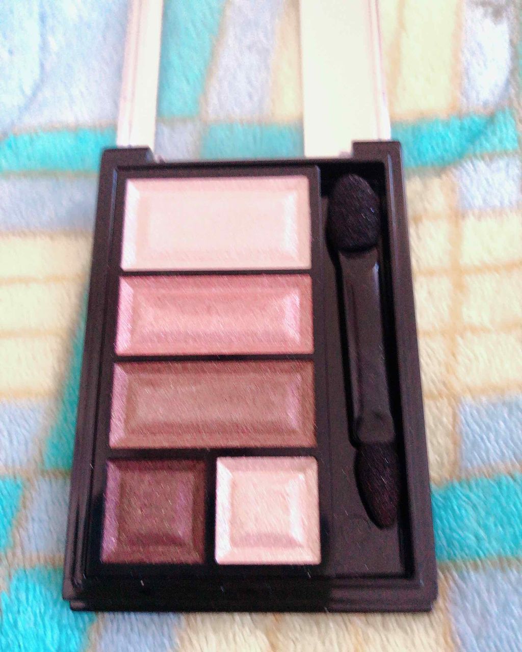 ショコラスウィート アイズ/リンメル ロンドン/アイシャドウパレットを使ったクチコミ（2枚目）