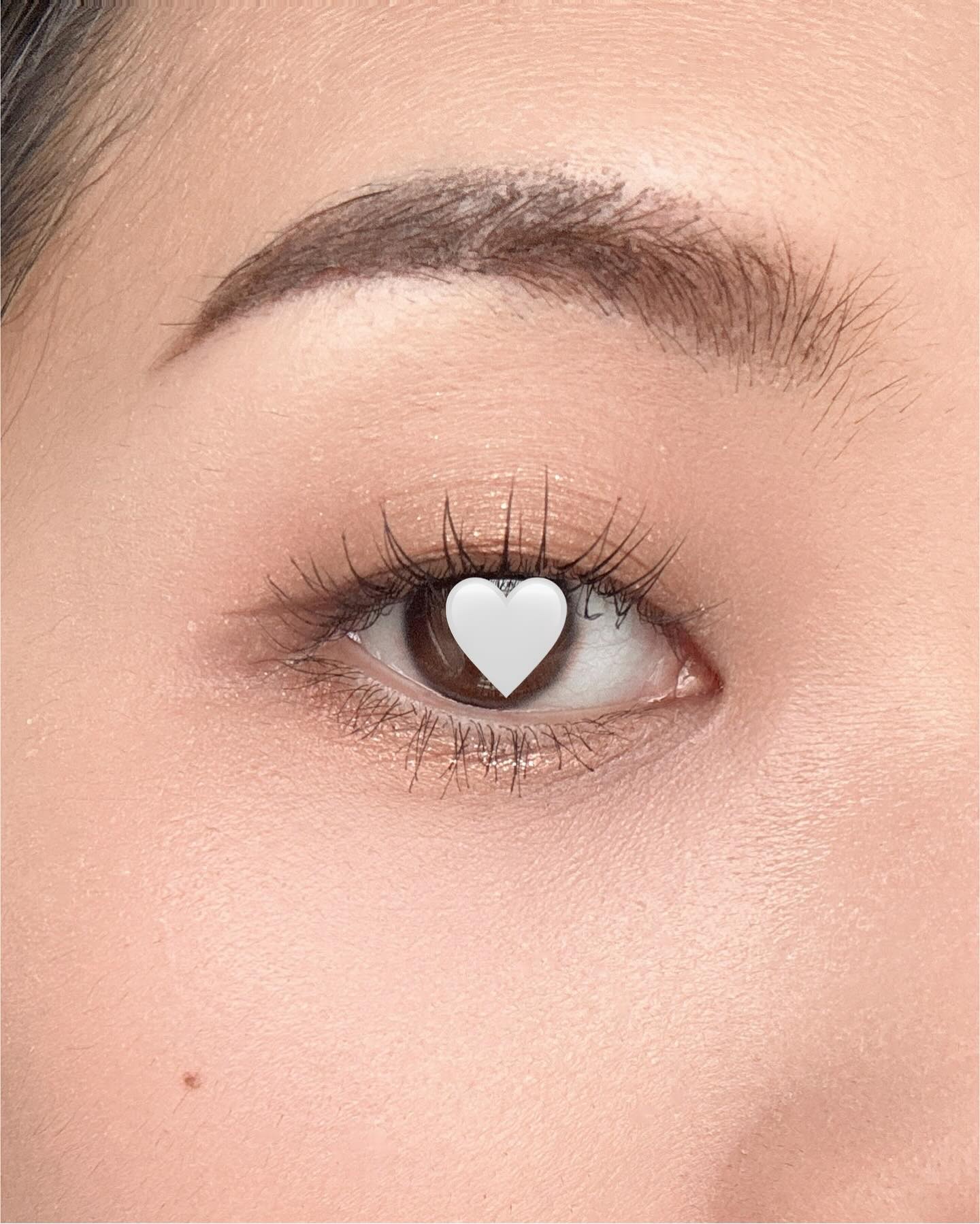 フォレスト フィール シアー リキッド 07 星屑/AINOKI mebuki/リキッドアイシャドウを使ったクチコミ（3枚目）