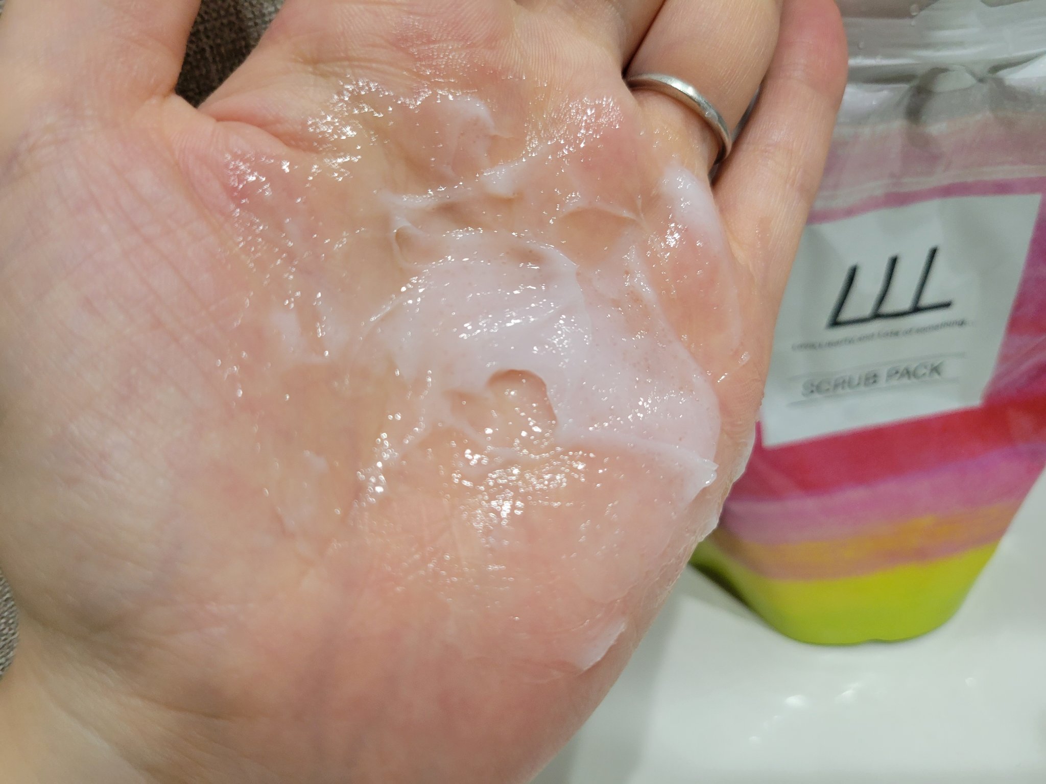 3Way毛穴マイルドスクラブ/LLL/スクラブ・ゴマージュを使ったクチコミ（3枚目）