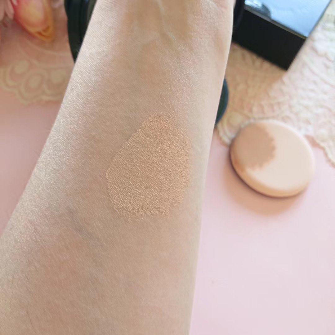 ジャビンドゥソウル ウインクファンデーションパクト/Javin De Seoul/クッションファンデーションを使ったクチコミ（3枚目）