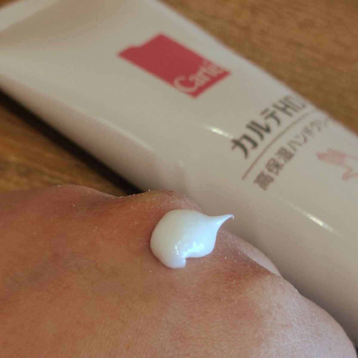 モイスチュア ハンドクリーム/カルテHD/ハンドクリームを使ったクチコミ(2枚目)