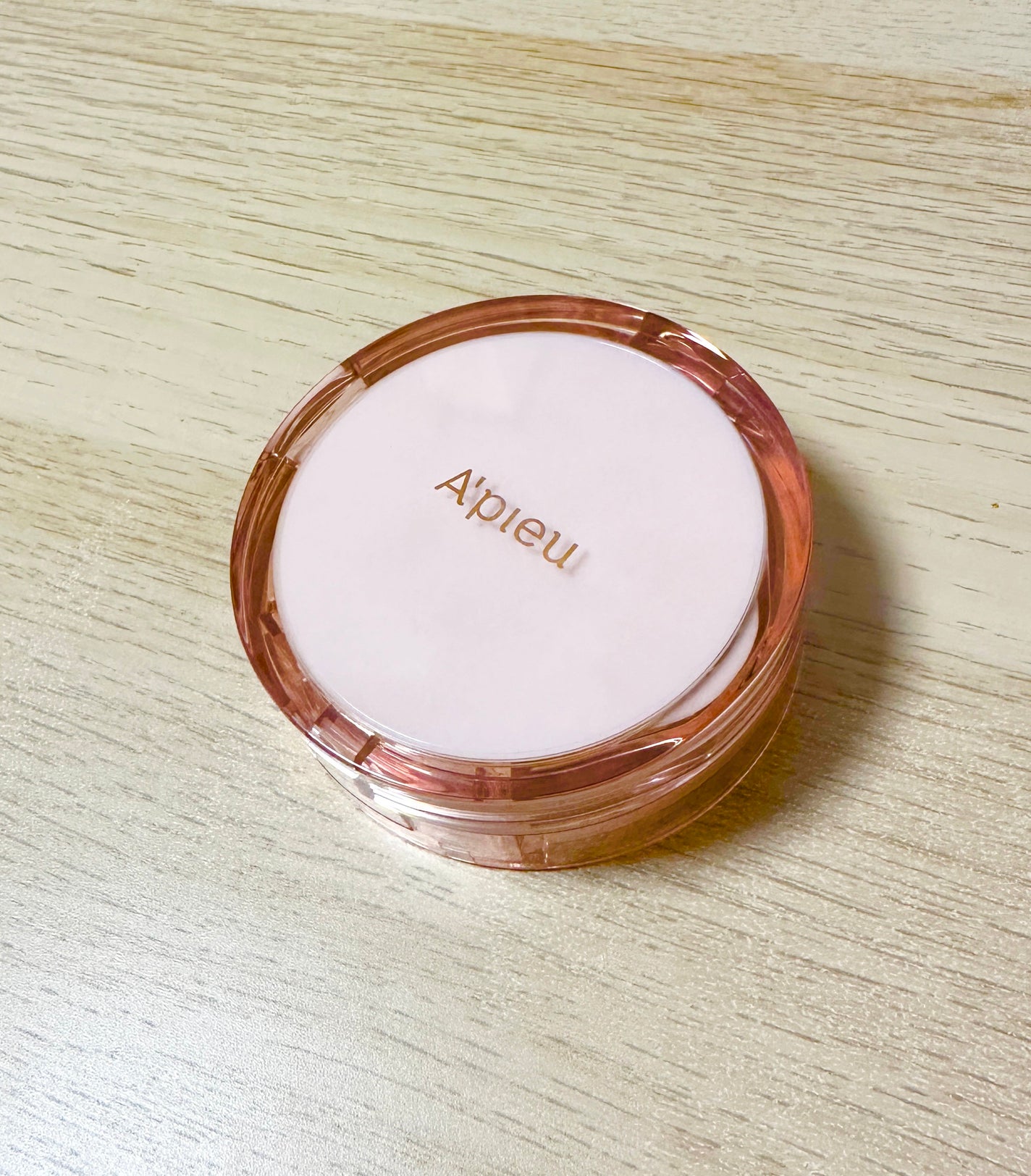 スキンケア ウォーターロッククッション /A’pieu/クッションファンデーションを使ったクチコミ(1枚目)