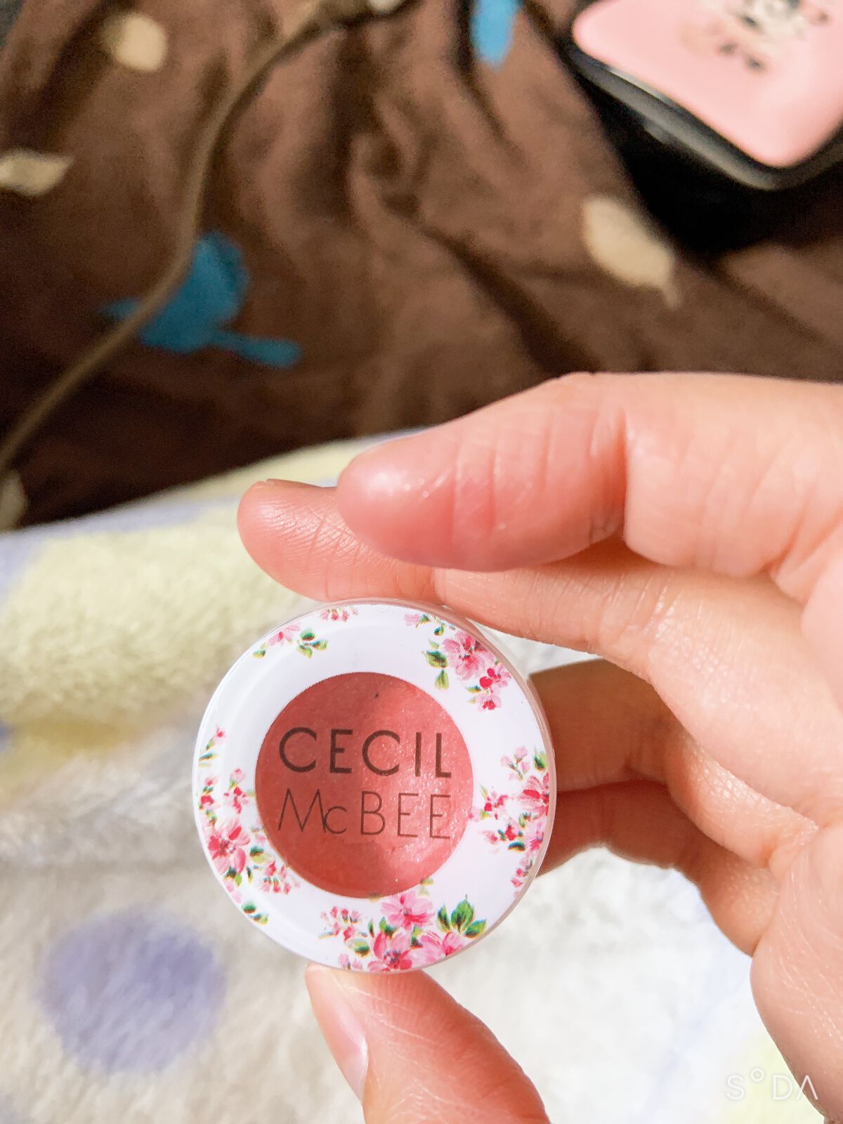 ツーカラー アイシャドウ ラメシリーズ/CEZANNE/アイシャドウパレットを使ったクチコミ(1枚目)