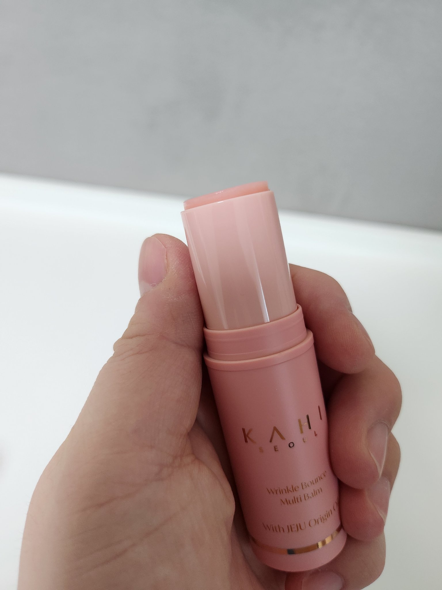 WRバウンス マルチバーム/KAHI/フェイスバームを使ったクチコミ（3枚目）