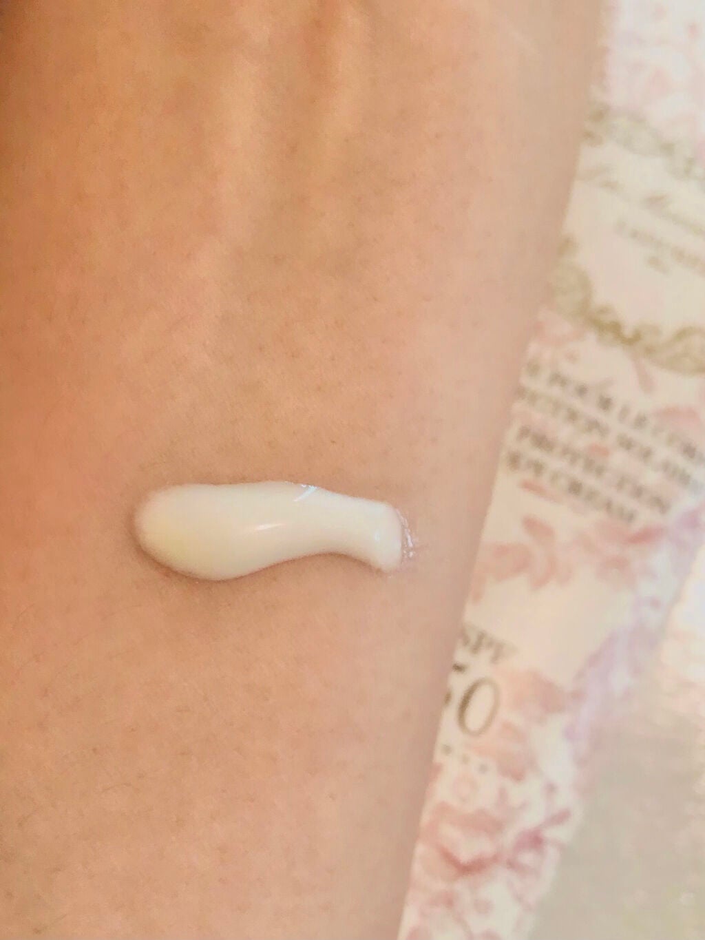 サンプロテクション ボディクリーム/レ・メルヴェイユーズ ラデュレ/日焼け止めクリームを使ったクチコミ(3枚目)