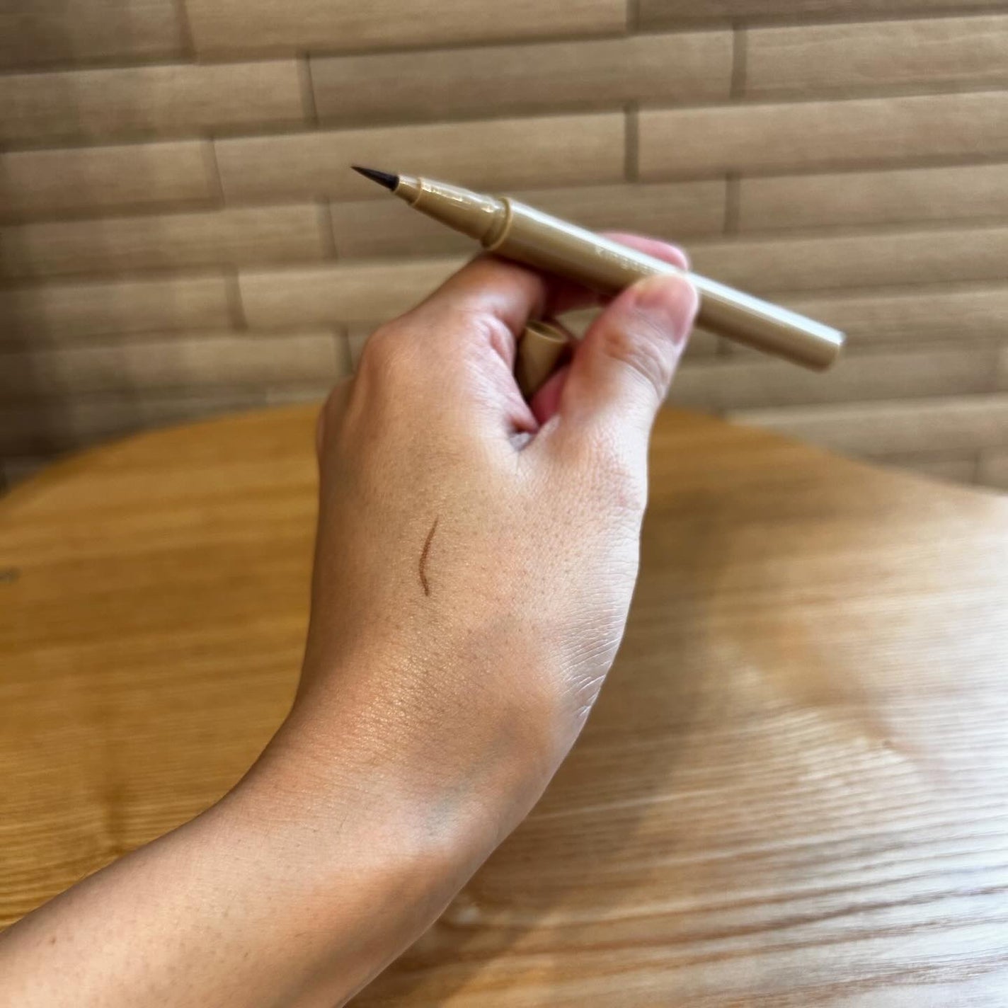 キングダム リキッドアイライナーR1/キングダム/リキッドアイライナーを使ったクチコミ(5枚目)