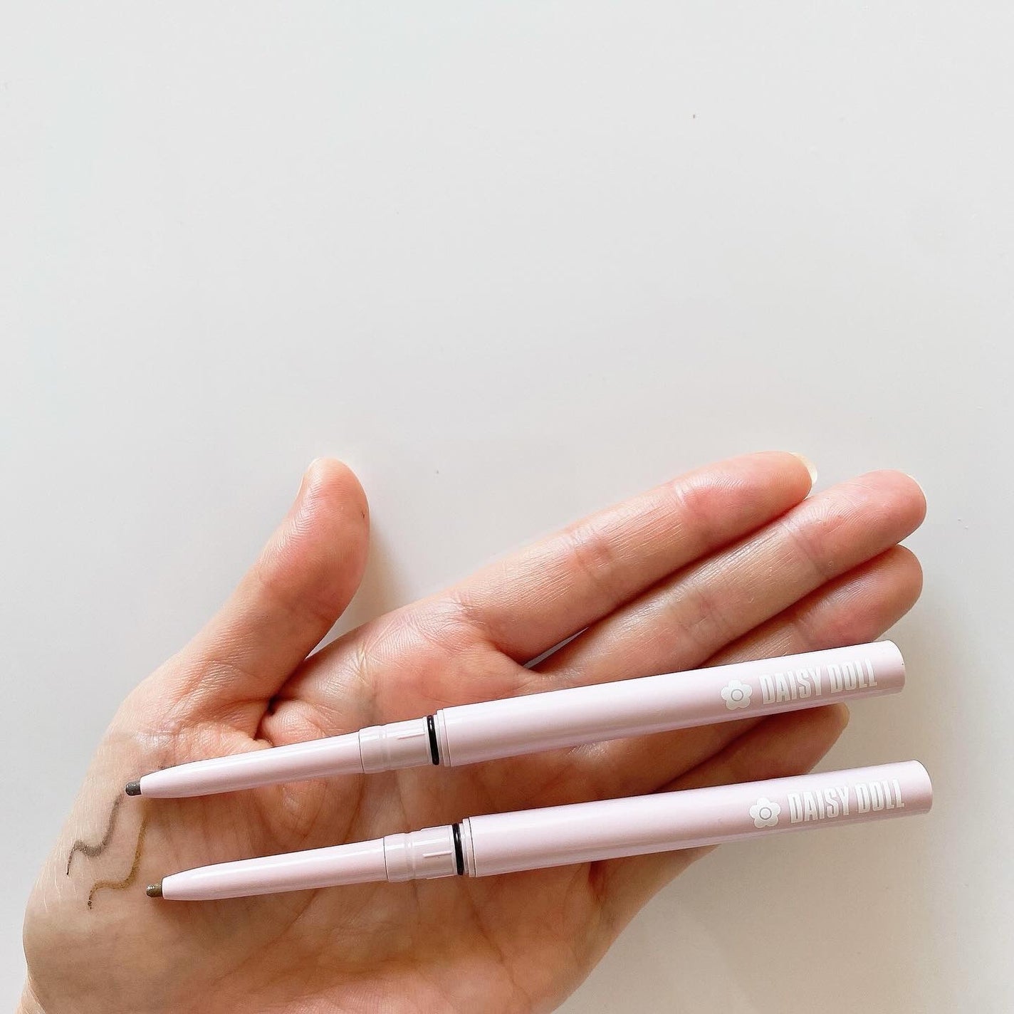 デイジードール クリーミーライナー/DAISY DOLL by MARY QUANT/ペンシルアイライナーを使ったクチコミ(5枚目)