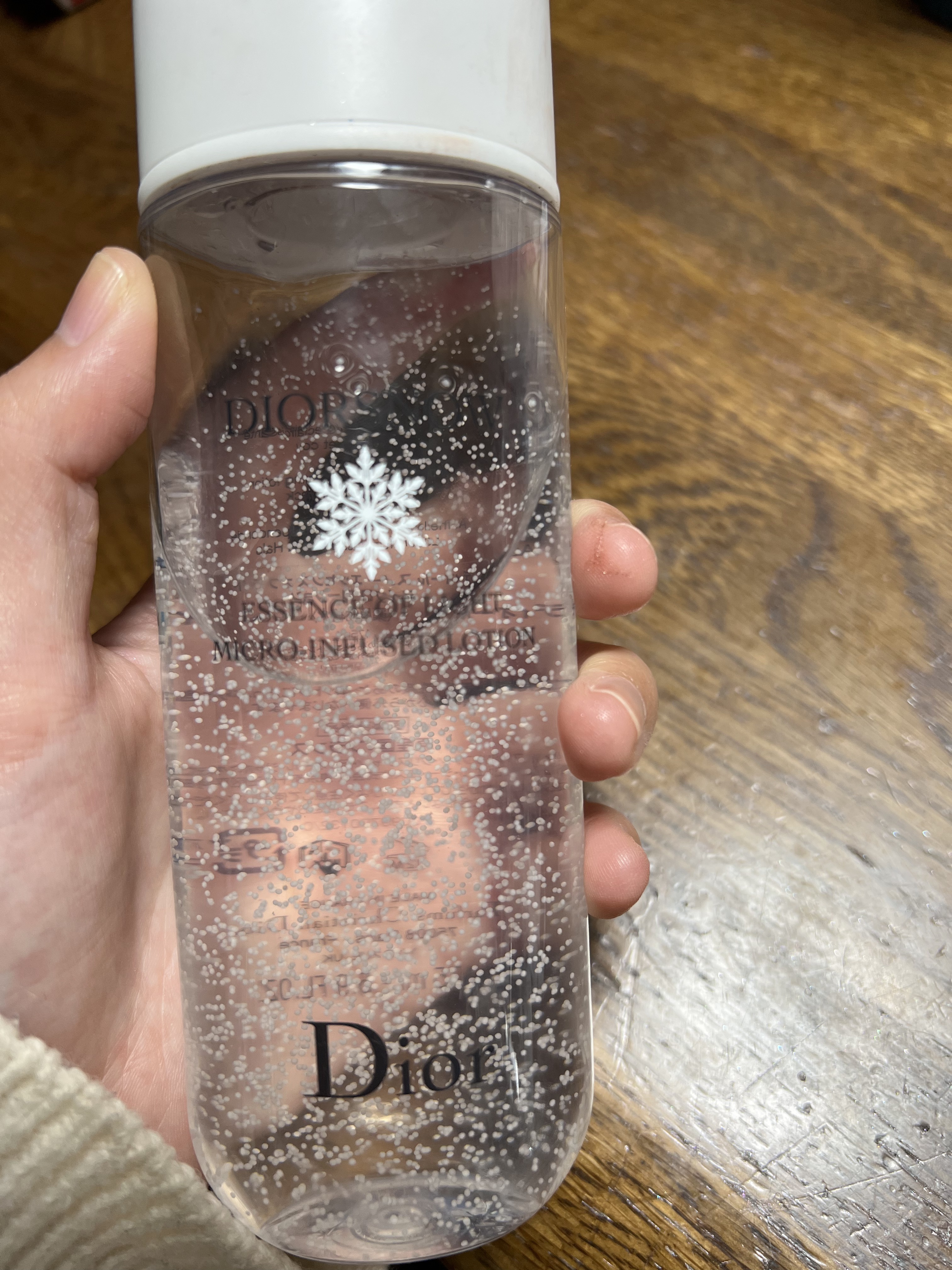 ディオール スノー エッセンス オブ ライト マイクロ ローション/Dior/化粧水を使ったクチコミ（1枚目）