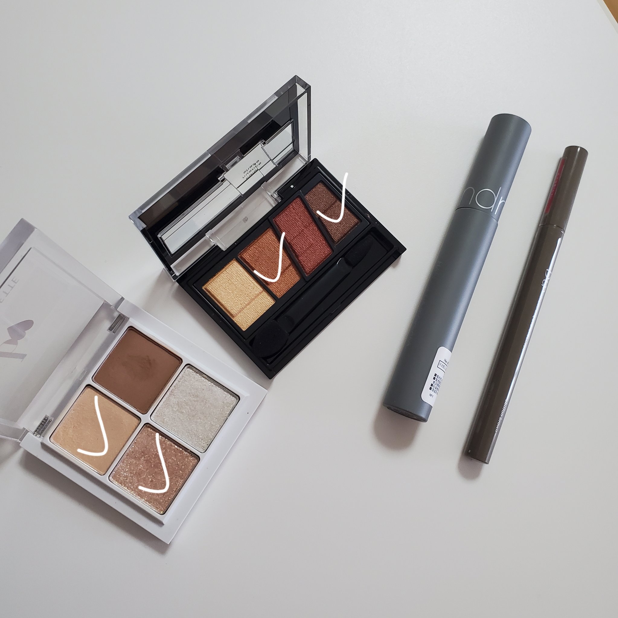 THE アイパレR/b idol/アイシャドウパレットを使ったクチコミ（2枚目）