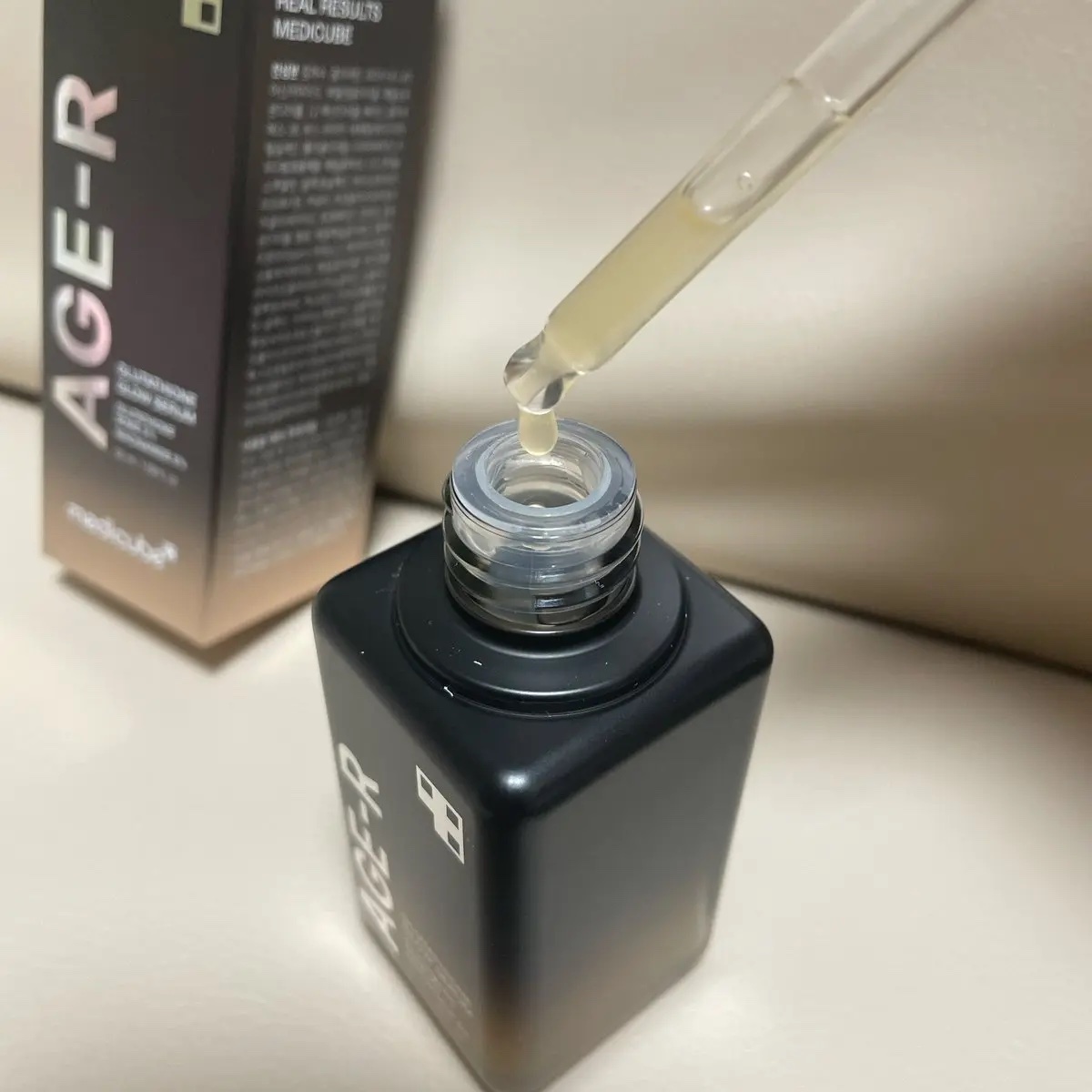 グルタチオングロウアンプル/MEDICUBE/美容液を使ったクチコミ（2枚目）