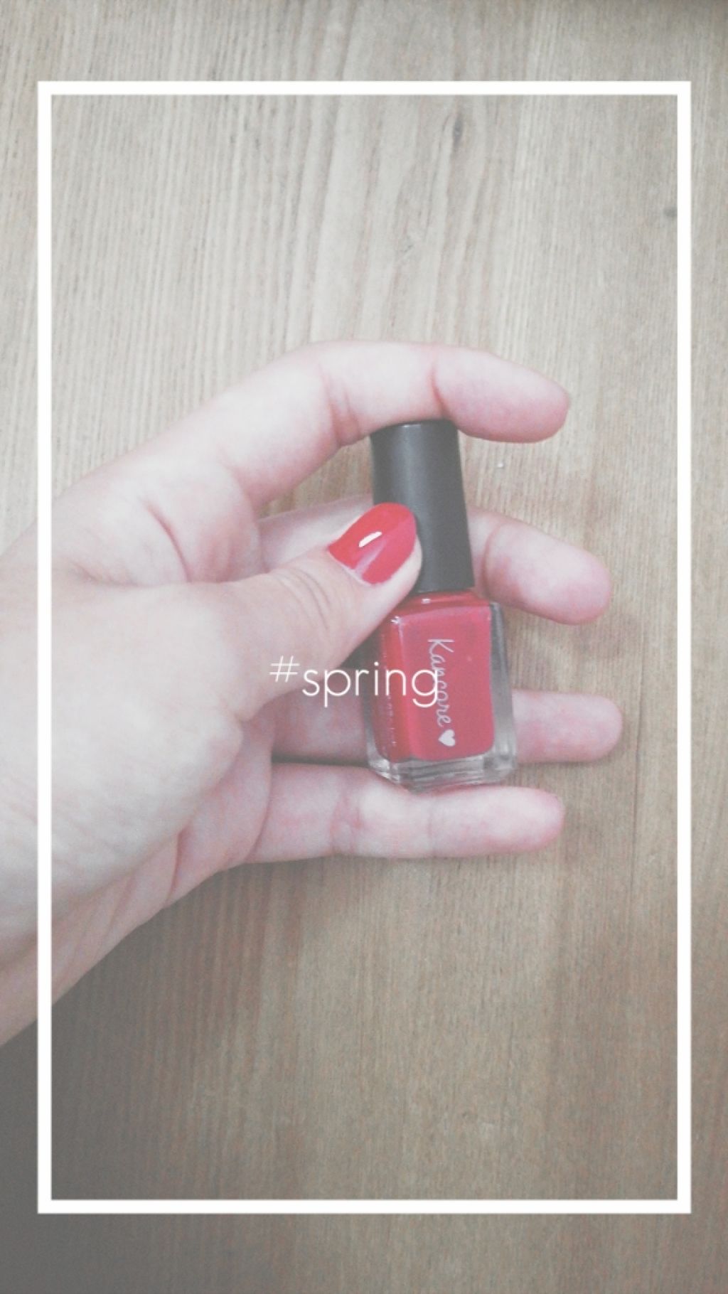 ★☆★ on LIPS 「学生必見👀✨1日で落ちるネイル!!簡単にペロペロっとはがせます..」(1枚目)