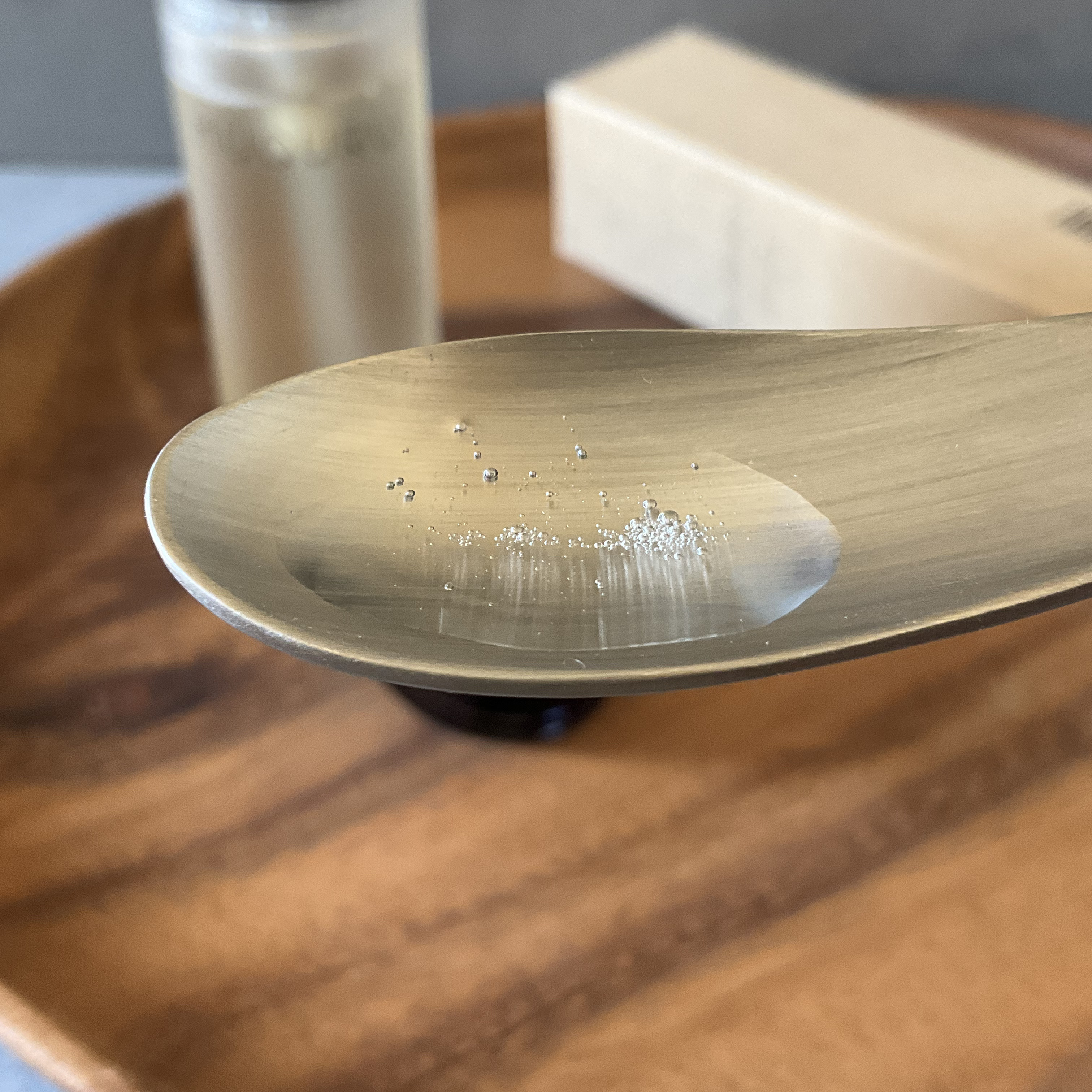 オイルインエッセンス/MUQURU/ブースター・導入液を使ったクチコミ（2枚目）