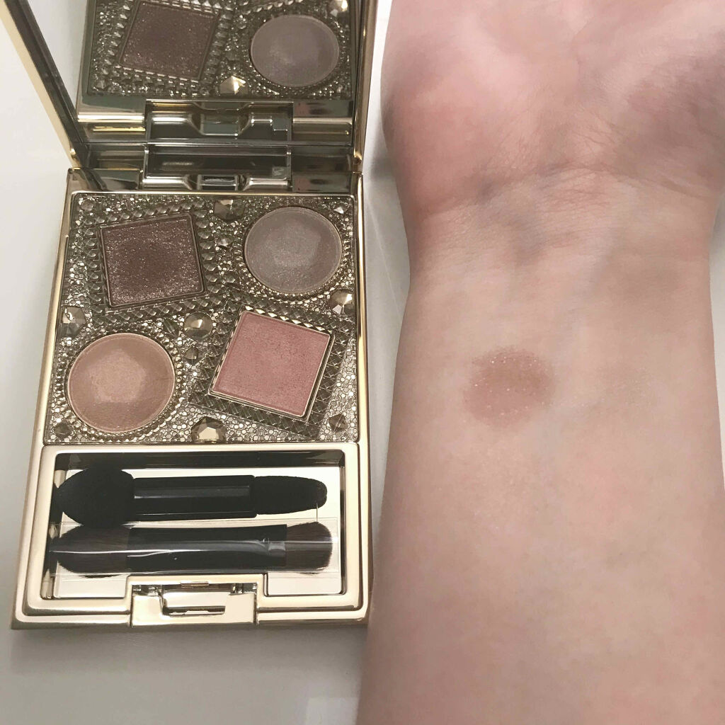 エレガンス ヌーヴェル アイズ/Elégance/アイシャドウパレットを使ったクチコミ（3枚目）