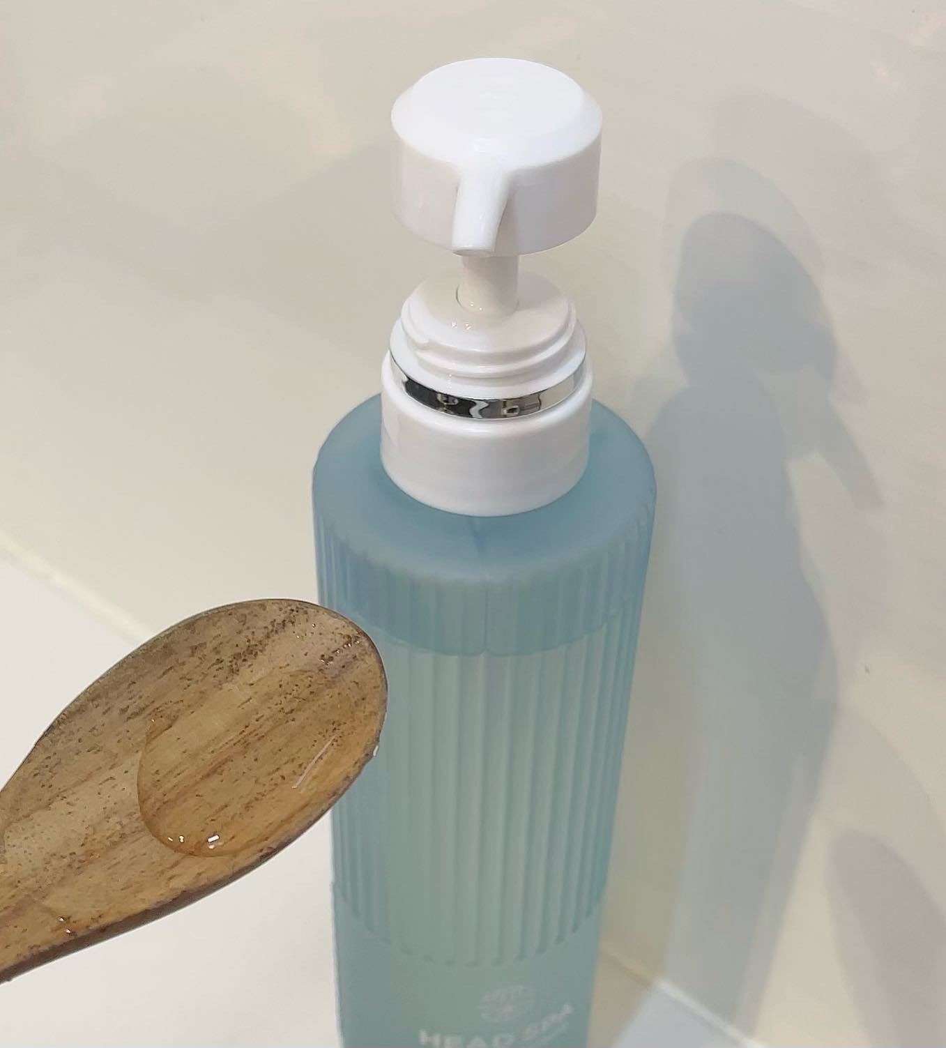 リフレッシュ × さらつや シャンプー/トリートメント/h&s/市販シャンプーを使ったクチコミ(2枚目)