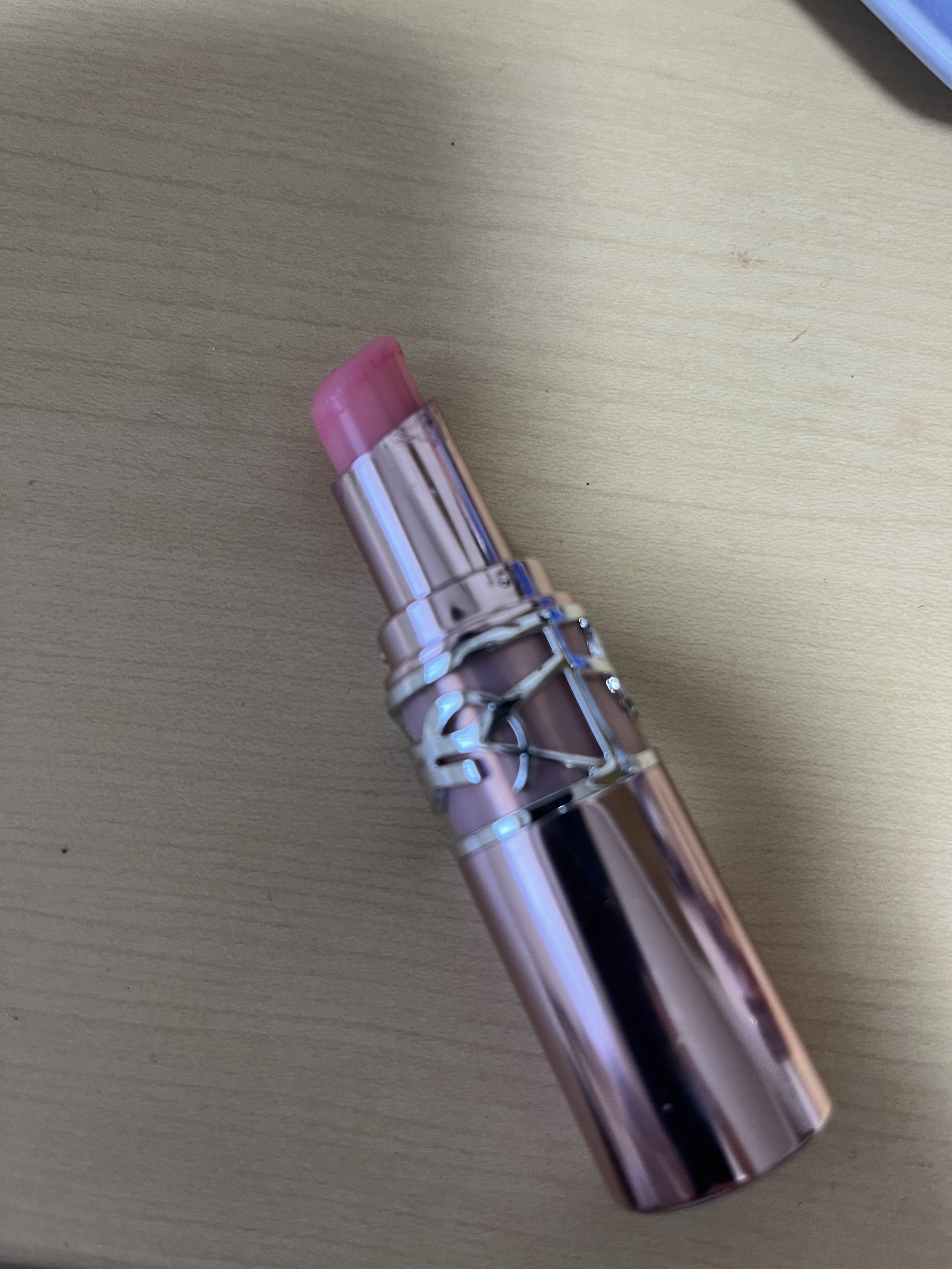 YSLラブシャイン キャンディ グロウ バーム 1B/YVES SAINT LAURENT BEAUTE/口紅を使ったクチコミ（2枚目）