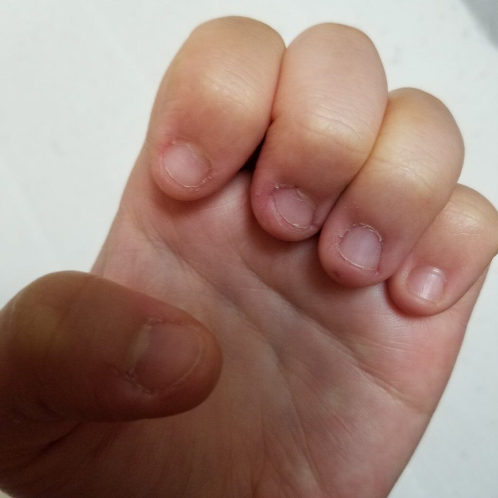 カラフルネイルズ/キャンメイク/マニキュアを使ったクチコミ(2枚目)