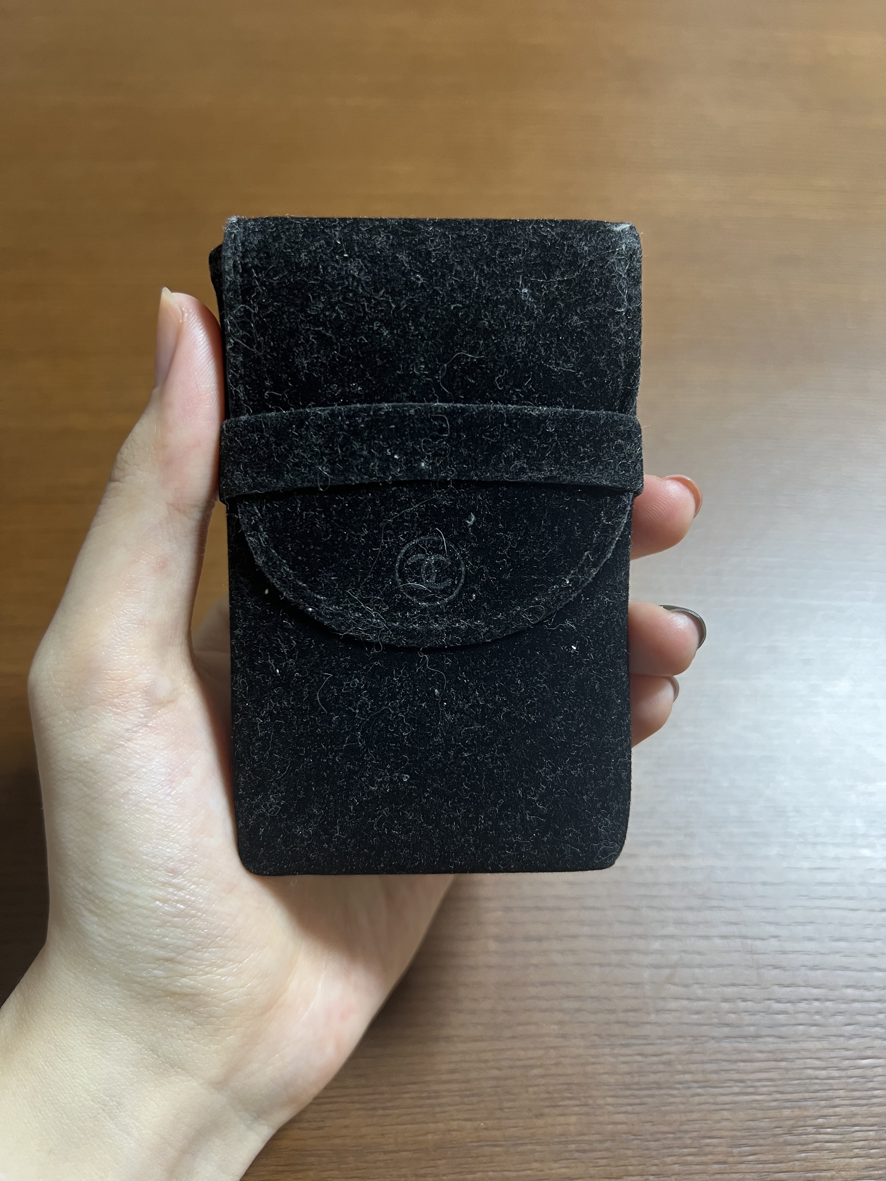 CHANEL オイル コントロール ティッシュのクチコミ「CHANEL オイルコントロールティッシュ
★★★★☆
───────────────────.....」（1枚目）