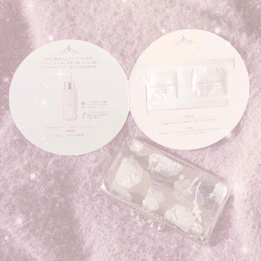 ୨୧

JILLSTUART  🎀  ໒꒱ .°

エアリーステイフローレスパウダー
ファンデーション限定キット ₍ᐢ ›_‹ ᐢ₎

SPF22 / PA++

パフ も ケース も ついてて
税込 