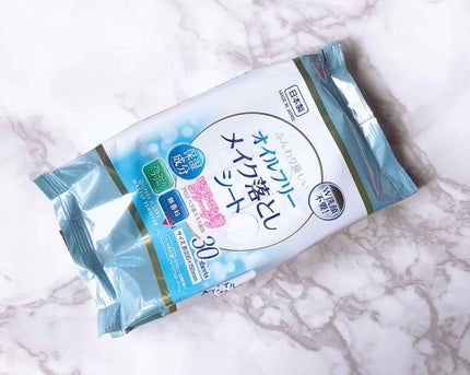 セリア メイク落としシートのクチコミ「セリアで購入。
メイク中の手の汚れや、スウォッチを落とす時に使う用😊
こちらはオ.....」(1枚目)