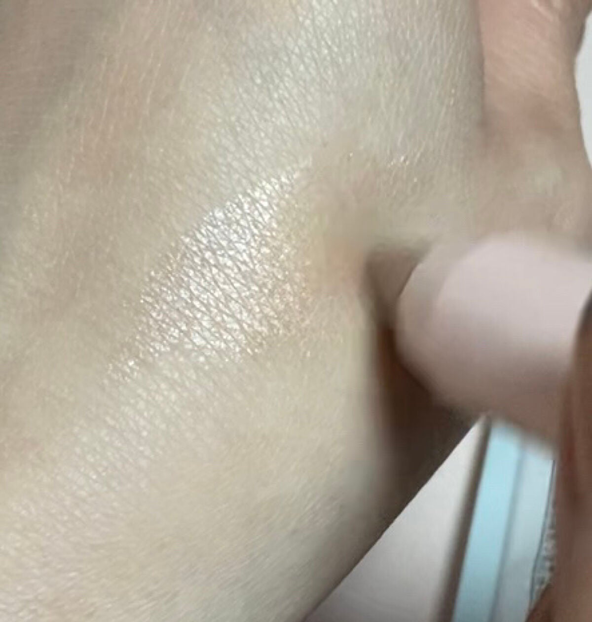 Blooming Kitty ハイライトスティック/DAISO/スティックハイライトを使ったクチコミ(3枚目)