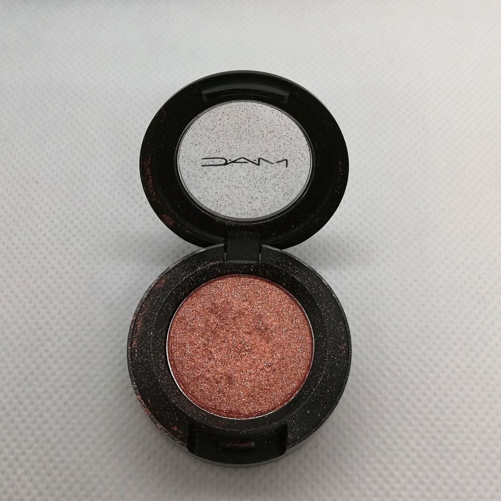 スモール アイシャドウ/M・A・C/単色アイシャドウを使ったクチコミ（2枚目）