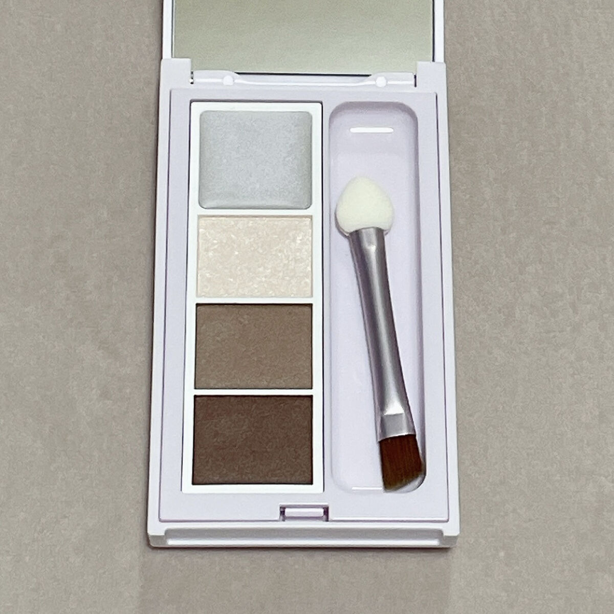 イージールックチェンジアイパレット/MIRAGEM/アイシャドウパレットを使ったクチコミ（2枚目）