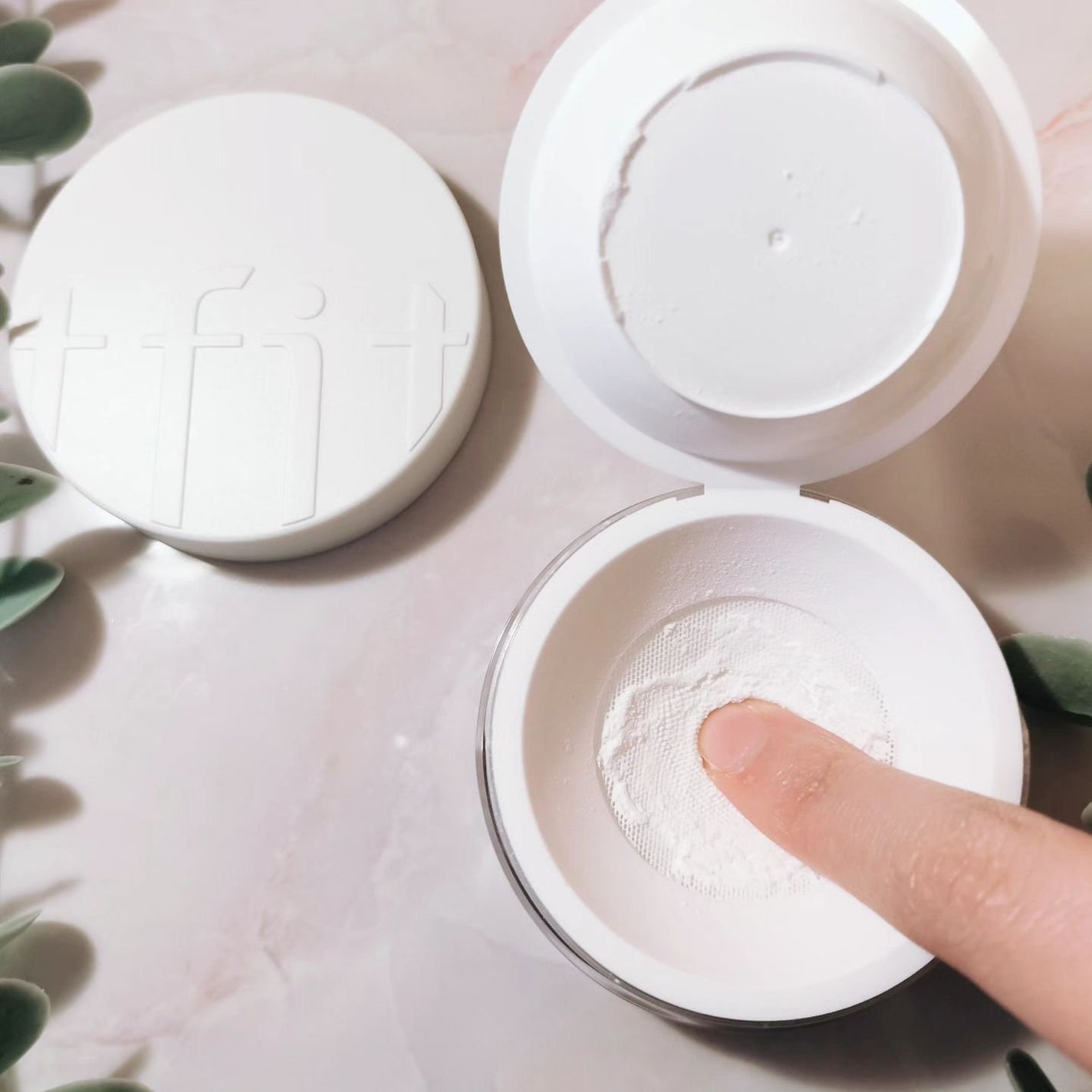 トランスルーセントセットフィニッシングパウダー/TFIT/ルースパウダーを使ったクチコミ(5枚目)