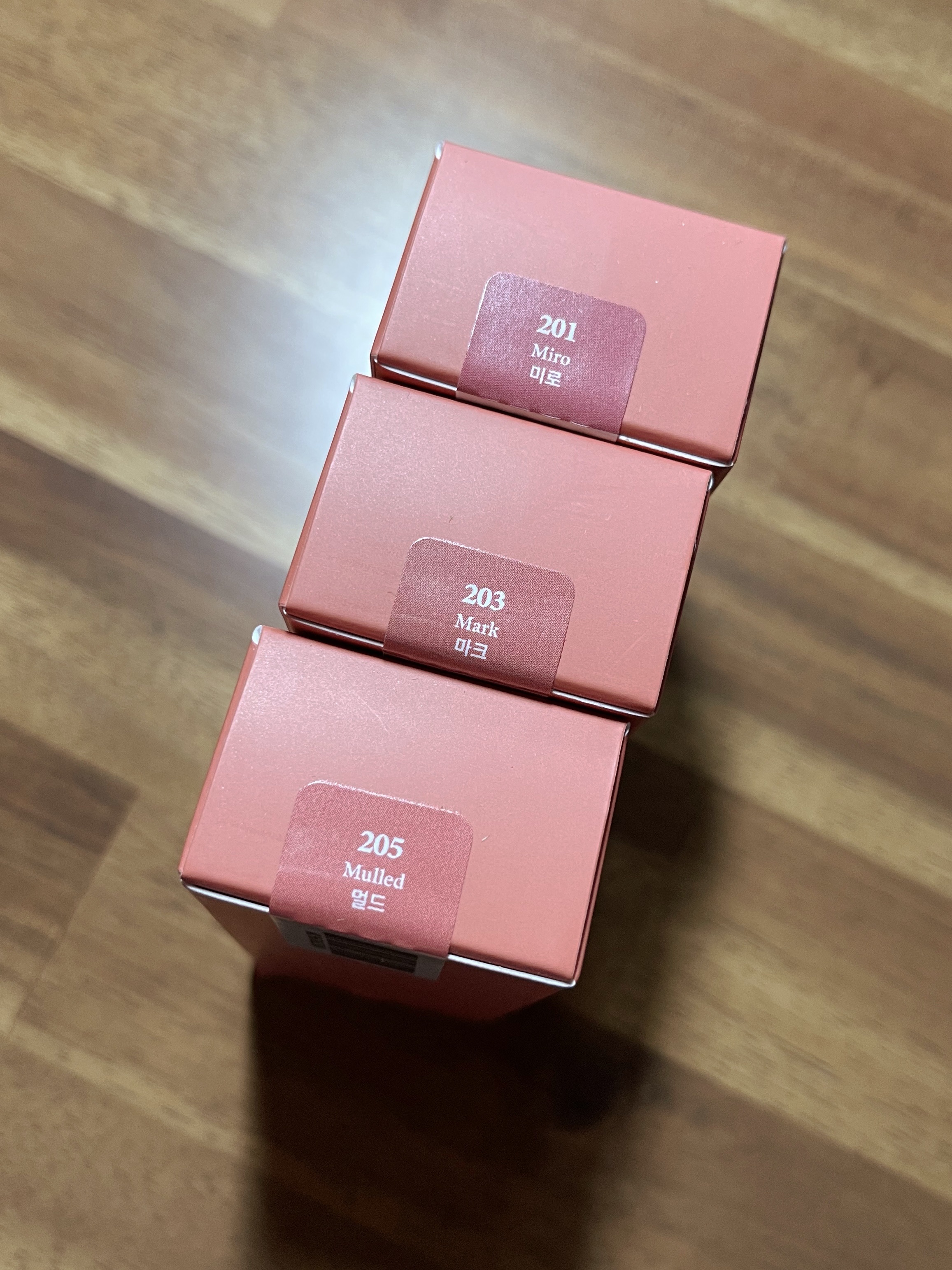 ボンディンググロウリップスティック/Laka/口紅を使ったクチコミ（2枚目）