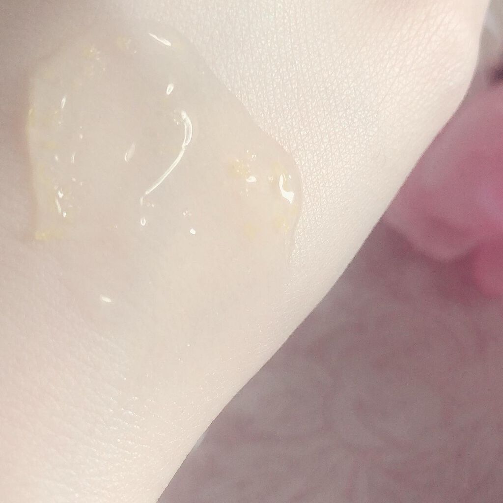 レーヌブランシュ イルミネイティングクレンジングフォーム/L'OCCITANE/泡洗顔を使ったクチコミ（3枚目）