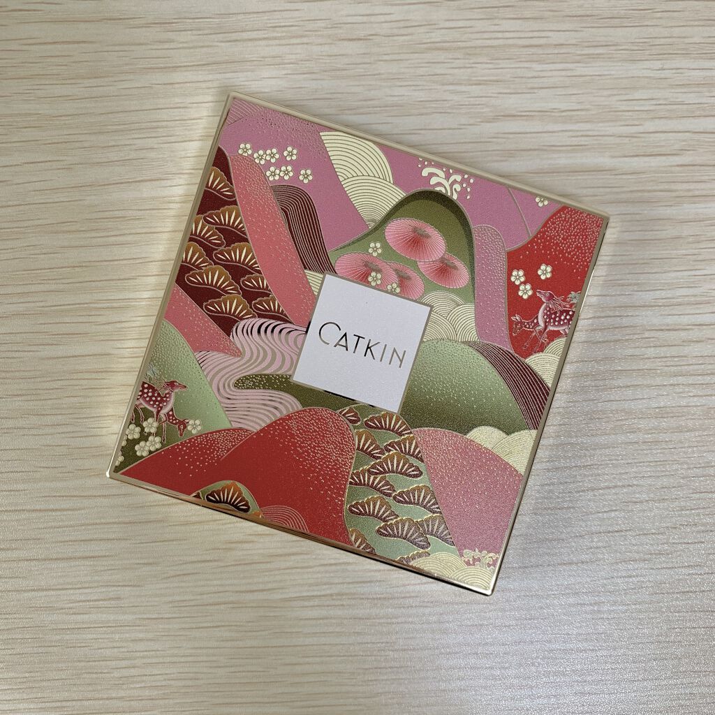 長相思シリーズ 9色アイシャドウパレット/CATKIN/アイシャドウパレットを使ったクチコミ（2枚目）