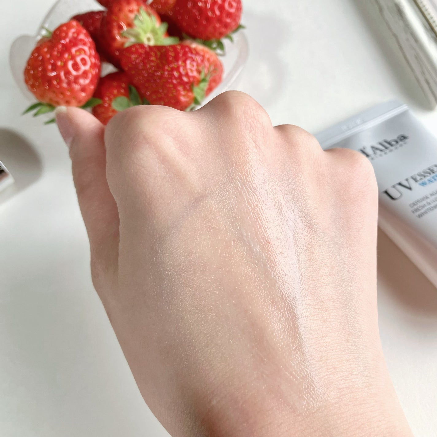 ダルバ ウォータフル エッセンス サンクリーム/ダルバ/日焼け止めクリームを使ったクチコミ(4枚目)