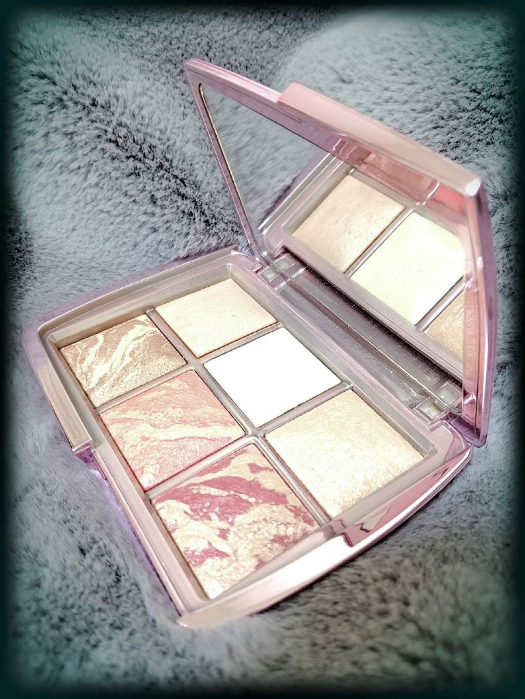 HOURGLASS AMBIENT LIGHTING EDIT-VOLUME 4/HOURGLASS/プレストパウダーを使ったクチコミ(2枚目)