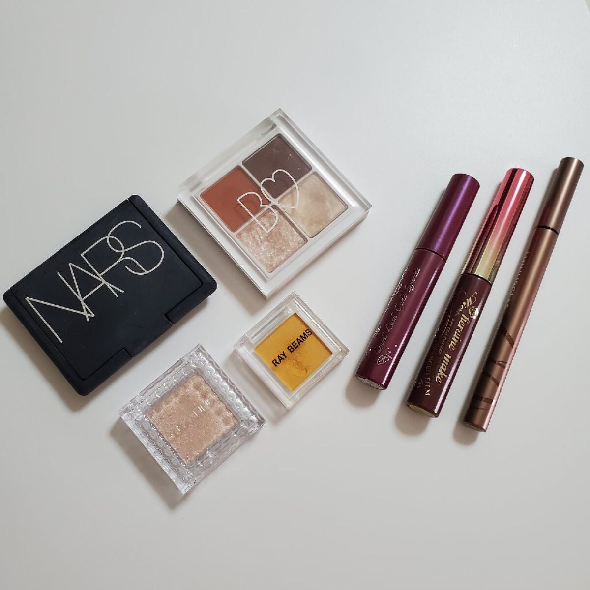 シングルカラーアイシャドウ/CEZANNE/単色アイシャドウを使ったクチコミ(2枚目)